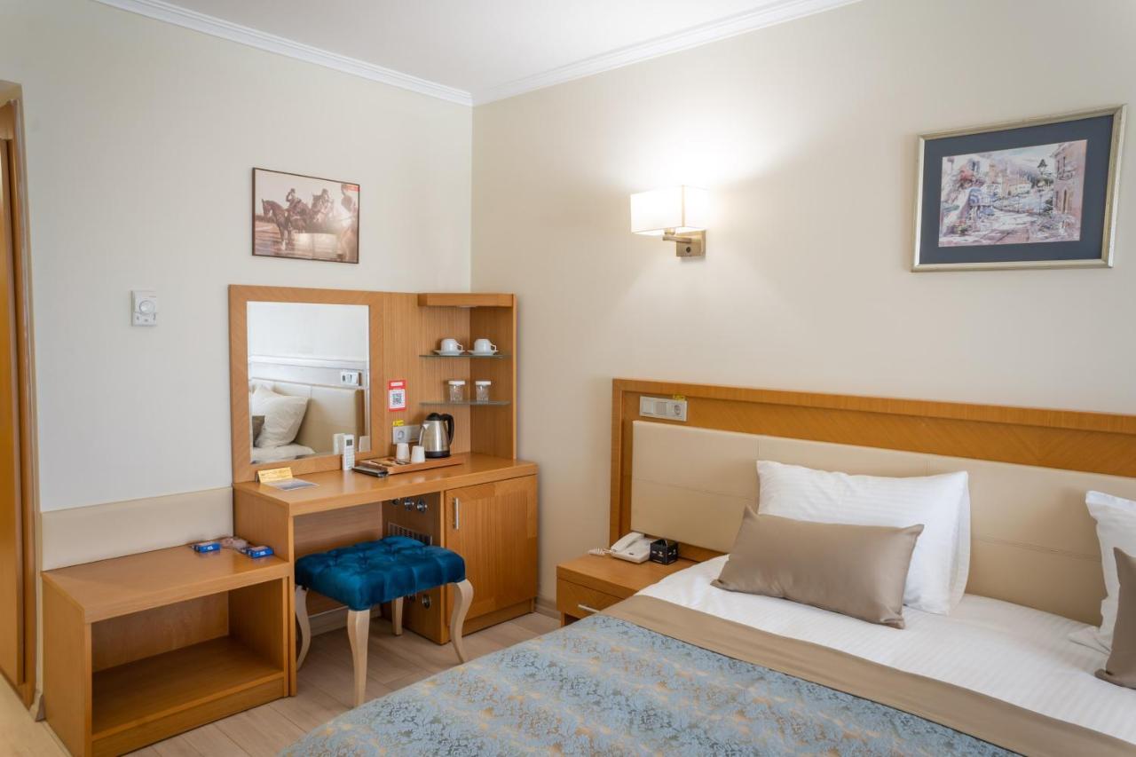 Patalya Lakeside Resort Hotel Golbası Esterno foto